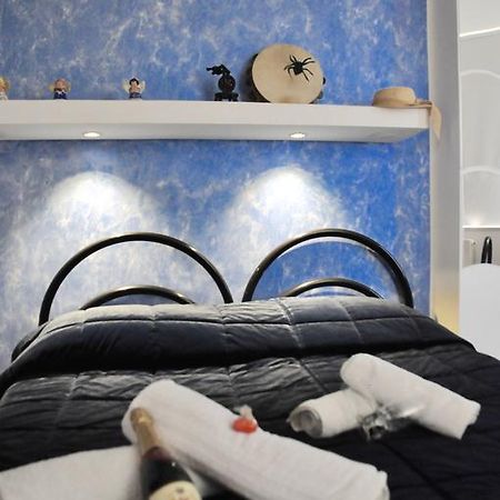 Bed and Breakfast Lo Specchio Del Salento Лечче Экстерьер фото