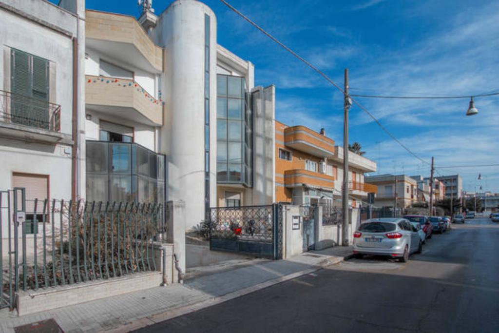 Bed and Breakfast Lo Specchio Del Salento Лечче Экстерьер фото