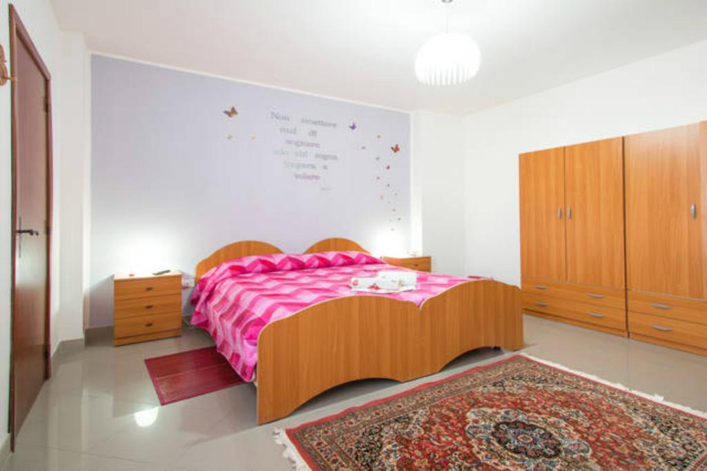 Bed and Breakfast Lo Specchio Del Salento Лечче Номер фото