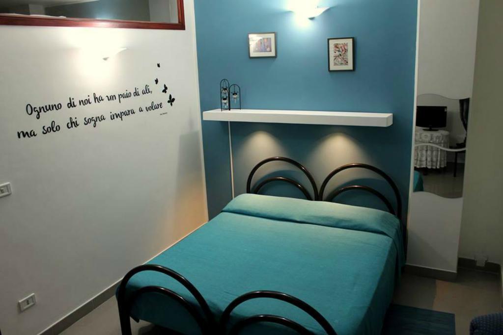 Bed and Breakfast Lo Specchio Del Salento Лечче Номер фото