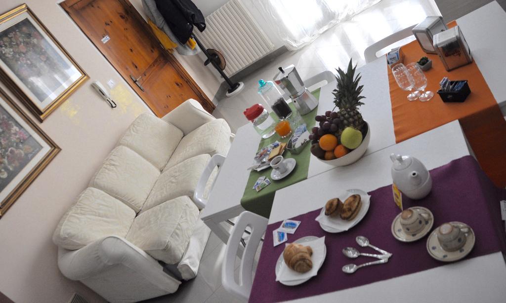 Bed and Breakfast Lo Specchio Del Salento Лечче Экстерьер фото