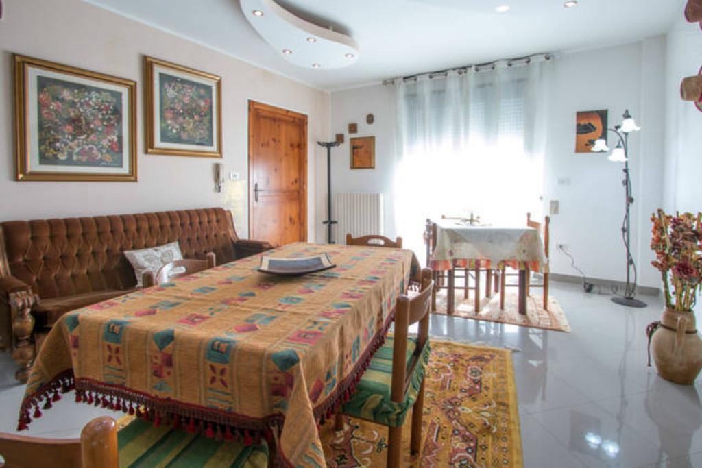 Bed and Breakfast Lo Specchio Del Salento Лечче Экстерьер фото