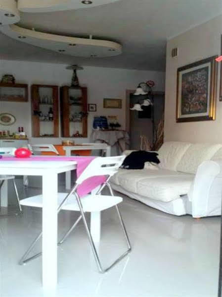 Bed and Breakfast Lo Specchio Del Salento Лечче Экстерьер фото